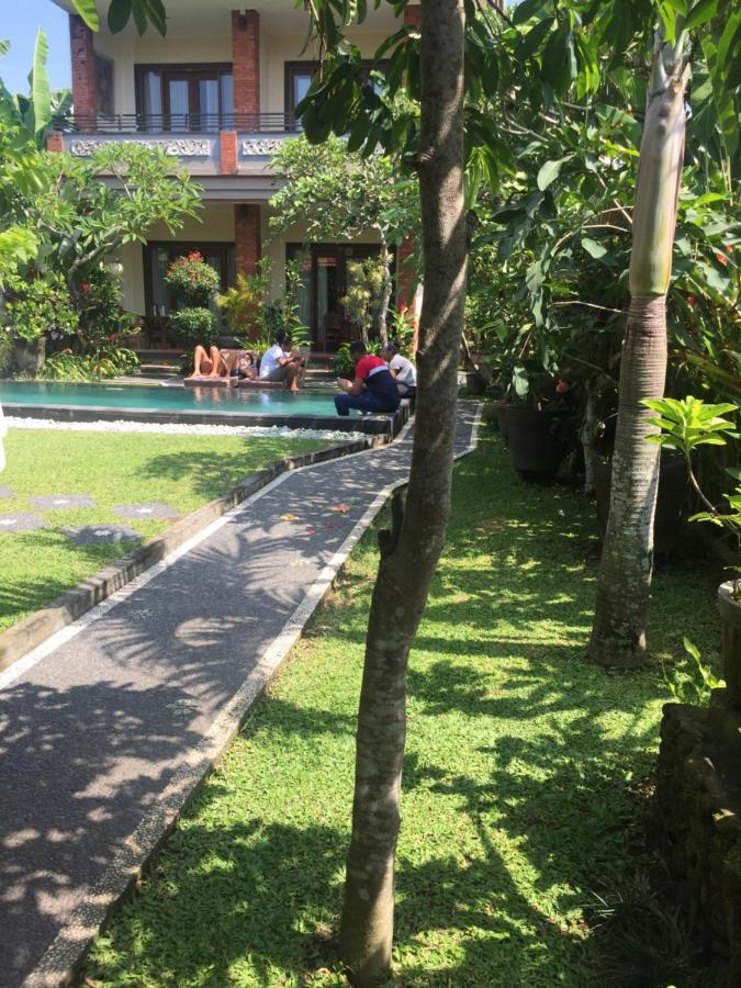 Umah Dangin Guest House Ubud  Luaran gambar